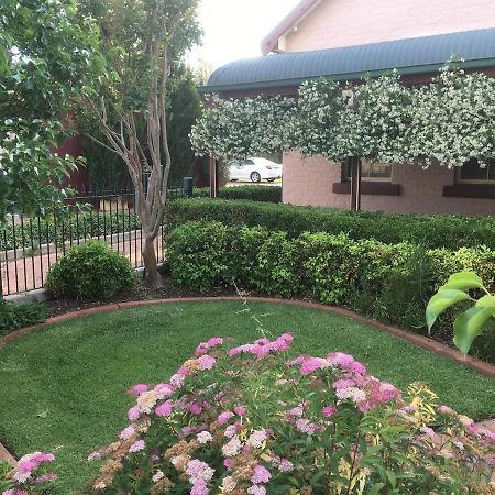 Country Apartments Dubbo Extérieur photo