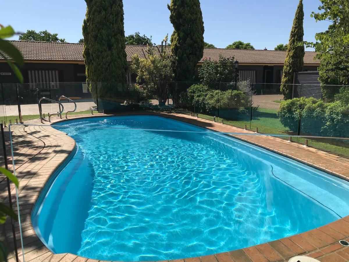 Country Apartments Dubbo Extérieur photo